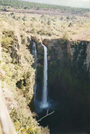Mac Mac Falls