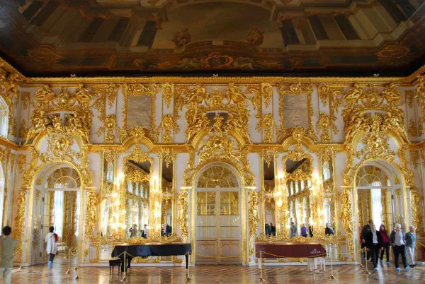Main entrance hall of Catherine Palace