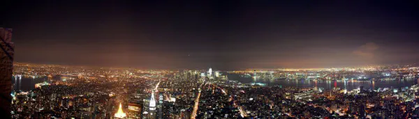 Panoramic view of downtown Manhattan seen from the observation deck at the 86th floor