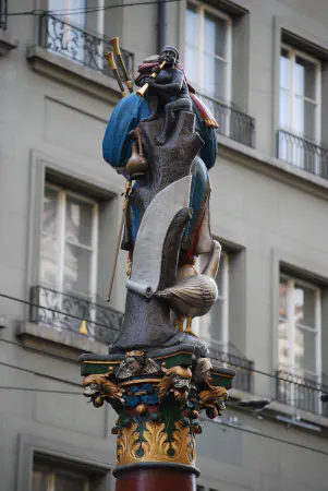 There are 12 16th century fountains in the capital of Switzerland, Bern. Fountain Pfeiferbrunnen (Piper)