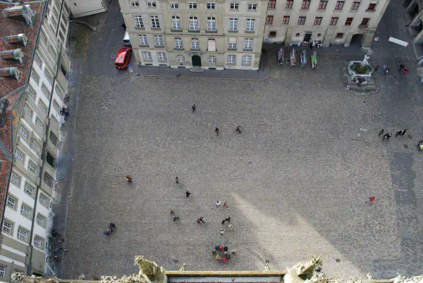 Looking straight down at M&uuml;nsterplatz