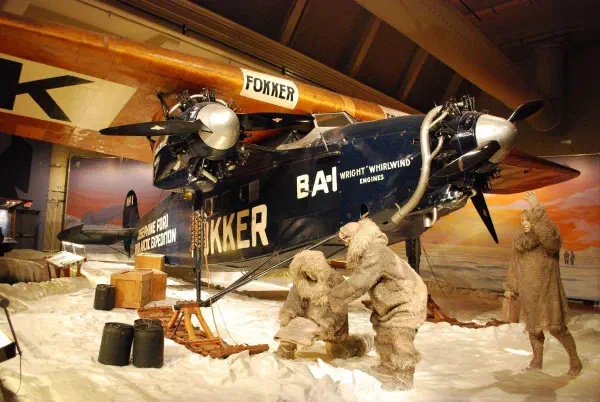 1925 Fokker F-VII "Trimotor". No heater in the cabin...