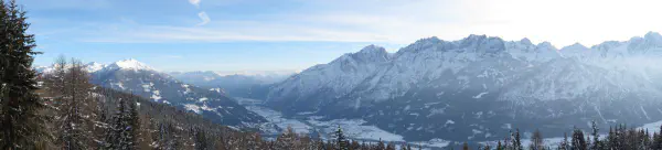 Dolomites at the right, I