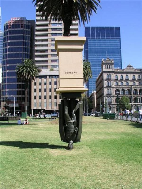 Top 10 Most Strange Monuments